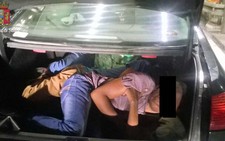 Đầu tư vào châu Phi để chặn di cư