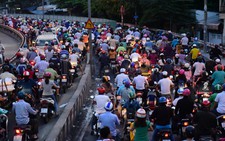 Làm dải phân cách di động 