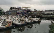 Chủ du thuyền hồ Tây đề nghị hỗ trợ khi tháo dỡ bán sắt vụn