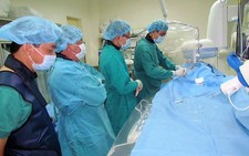 ​Áp dụng kỹ thuật mới trong điều trị ung thư thanh quản