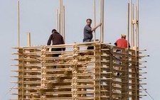 Dùng gỗ xây dựng cơ sở năng lượng tái tạo