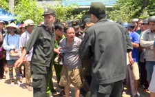 Trưởng phòng Tư pháp huyện bị đâm gục tại cơ quan