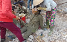 Sập giàn giáo, bốn người bị thương