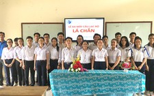 Hai nữ sinh lập CLB phòng chống ma túy học đường