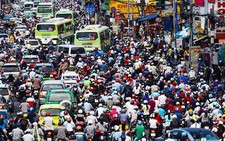 Phải cấm xe máy: không đem cái nghèo ra dọa nhau mãi