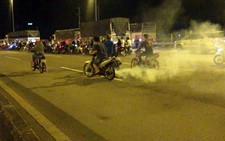 Lên mạng xã hội hẹn đua xe gây rối gia tăng