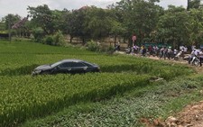 Xe Camry gây tai nạn, 3 học sinh đi xe đạp điện tử vong