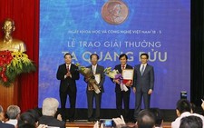 ​Tôn vinh hai nhà khoa học trong lĩnh vực nghiên cứu cơ bản