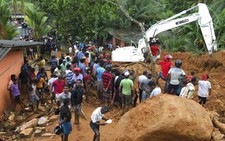 Sri Lanka hứng mưa lũ, lở đất, 91 người chết