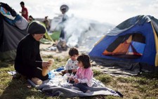 ​UNICEF kêu gọi G7 thông qua kế hoạch bảo vệ trẻ em tị nạn, di cư