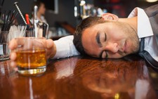 ​Các rối loạn tâm thần do rượu