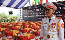 Tổ chức lễ an táng liệt sĩ ở sân bay Biên Hòa
