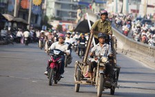 Hà Nội bắt đầu tịch thu xe ba bánh 'nhái'
