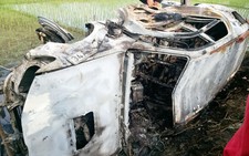 Công an điều tra vụ đốt xe Fortuner vì nghi bắt cóc trẻ em