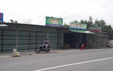 Xây dựng không phép còn tháo dỡ lan can cầu