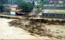 8 người chết, 14 người mất tích vì mưa lũ