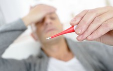 ​Làm gì khi trong nhà có người bị sốt xuất huyết?