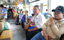 Công chức hãy đi xe buýt! Tại sao không?