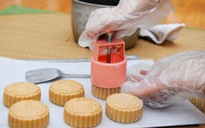 ​T​P.HCM tăng cường kiểm tra các cơ sở thực phẩm dịp Trung thu