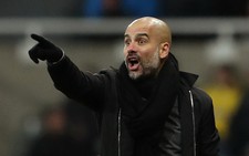 HLV Guardiola từ chối tranh luận với Mourinho