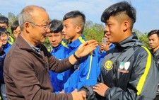 HLV Park Hang Seo dự lễ bốc thăm chia bảng VCK Asian Cup 2019