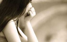 Phụ nữ phức tạp vì... hormone
