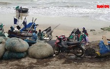 Khẩn trương tìm kiếm hai ngư dân mất tích vì tàu chìm