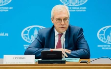 Tin tức thế giới 10-2: Nga đòi phải được 'đảm bảo an ninh'; Mỹ chuyển giao quyền lực ở NATO