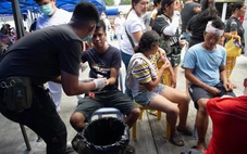 Động đất Philippines: 69 người chết, bệnh viện quá tải