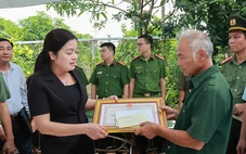 Quên mình cứu 3 cháu nhỏ đuối nước, tổ trưởng an ninh cơ sở bị lũ cuốn tử vong
