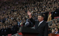 Ông Kim Jong Un tái khẳng định sức mạnh quân đội tại lễ kỷ niệm 80 năm Đảng Lao động