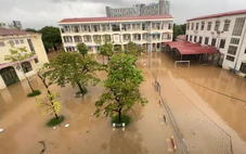 Hà Nội: Trường đóng cửa, cho học sinh học online suốt 10 ngày do ngập