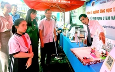 Thầy cô tiểu học ở TP.HCM dạy học bằng công nghệ, học trò 'học mà chơi, chơi mà giỏi'