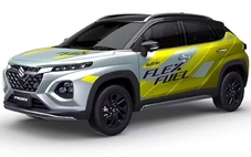 Suzuki Fronx có bản chịu được xăng sinh học 'liều cao', về Việt Nam sẽ chạy E10 phà phà