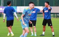 HLV Đinh Hồng Vinh: Vadim, Thành Trung đủ sức cạnh tranh ở U23 Việt Nam