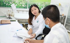 Bệnh viện Da Liễu TP.HCM sẽ khám và tư vấn miễn phí cho bệnh nhân mắc bệnh vảy nến