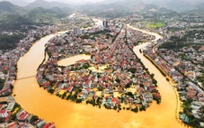 ASEAN gửi hàng hóa hỗ trợ người dân vùng lũ Việt Nam