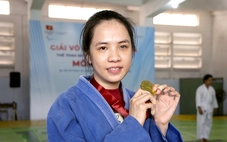Bóng hồng vàng trong làng judo khiếm thị