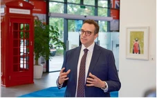 BUV đưa chương trình đào tạo từ đại học 200 năm ở Manchester về Việt Nam