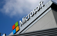 Mỹ - Trung căng thẳng: Microsoft và các 'ông lớn' dịch chuyển sản xuất khỏi Trung Quốc