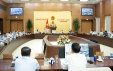 Ủy ban Thường vụ Quốc hội chốt mức thuế bảo vệ môi trường với xăng dầu 2026