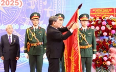 Trường đại học Cửu Long nhận Huân chương Lao động hạng nhì