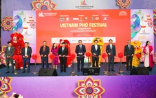 Quốc vụ khanh Bộ Quốc phòng Singapore: Chuyến đi chưa trọn vẹn nếu tôi chưa thưởng thức tô phở ngon