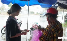 Không biết cha, mồ côi mẹ, nữ sinh Cà Mau ăn mỗi ngày 1 bữa, đậu ĐH Nông lâm TP.HCM