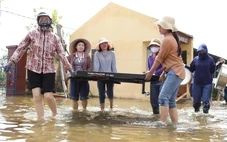 Dồn sức sửa trường đón học trò sau bão