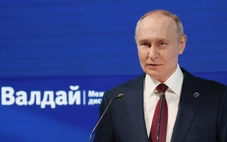 Ông Putin: Nếu chúng tôi là hổ giấy, thì NATO là gì?
