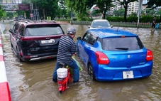 Hà Nội hỗn loạn trong ngập úng nặng: Chính quyền đã ở đâu?