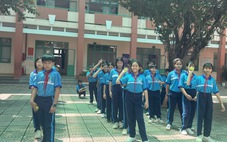 Phụ huynh nói trường thu phí giữ xe đạp của học sinh 4.000 đồng/ngày là quá cao