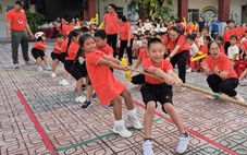 Trường tiểu học tổ chức 'thế vận hội' vui hết cỡ cho học trò lẫn phụ huynh