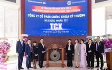 Chứng khoán TCBS chào sàn, vốn hóa vượt 108.000 tỉ đồng ngay phiên đầu tiên